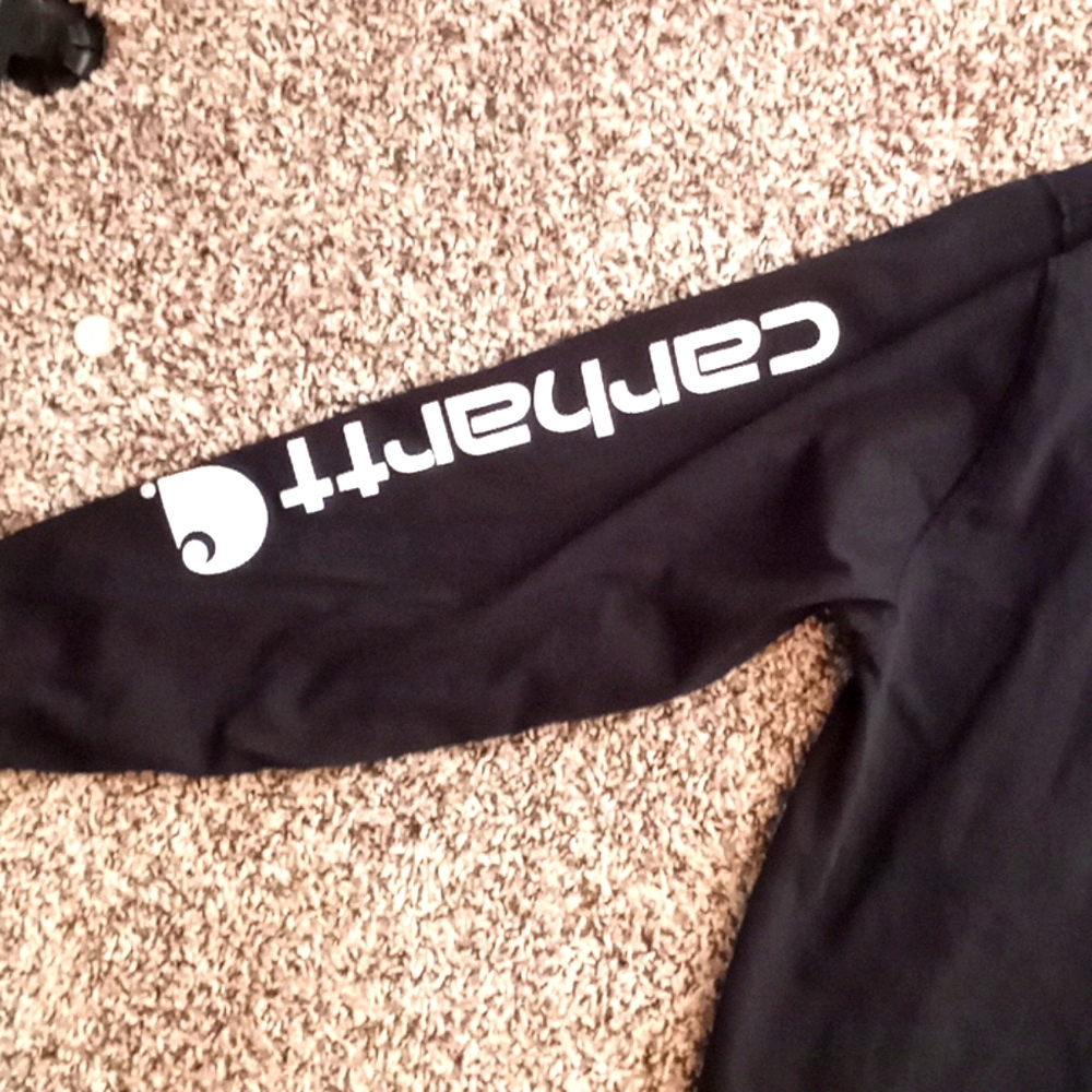 Carhartt black longsleeve T